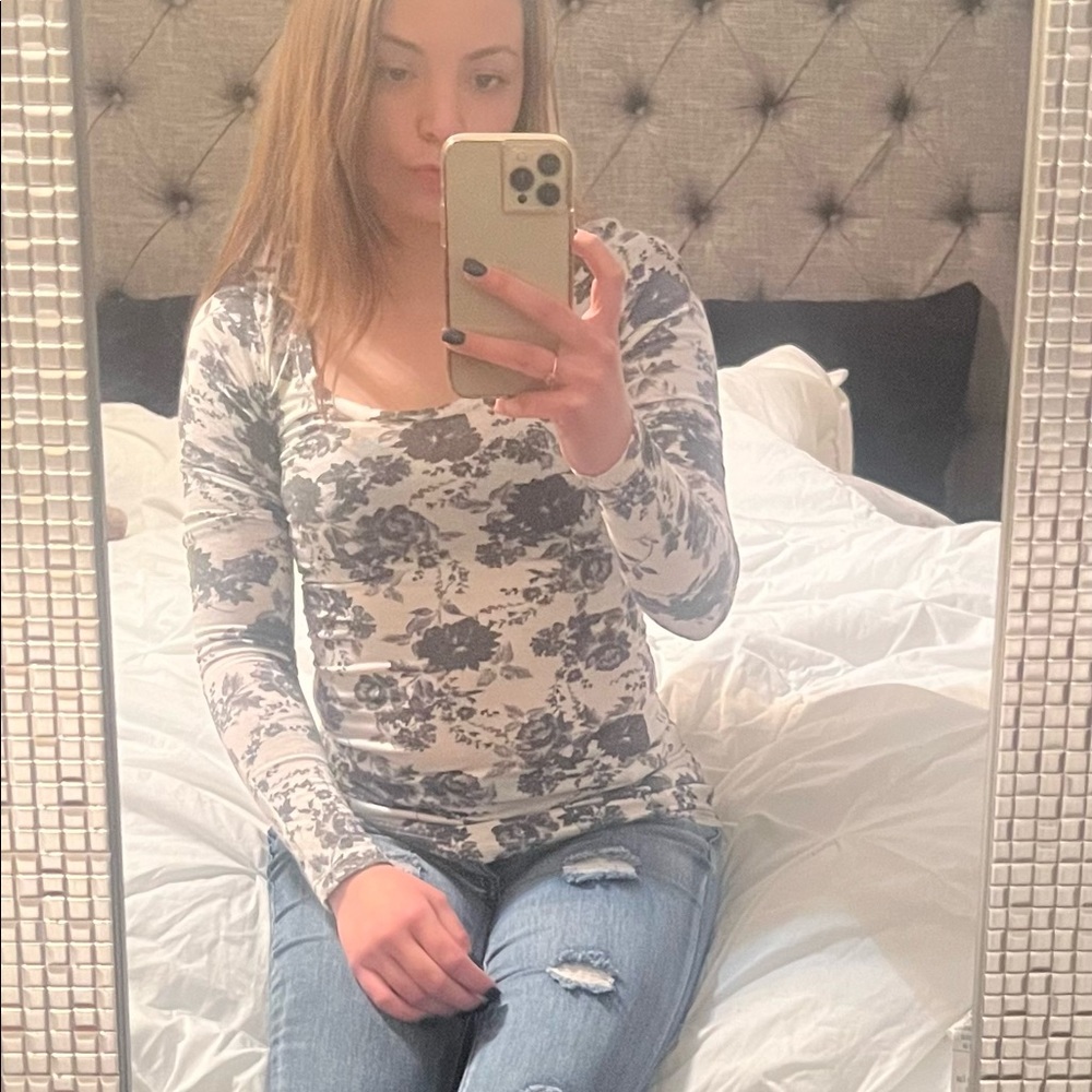 Long Sleeved Top
